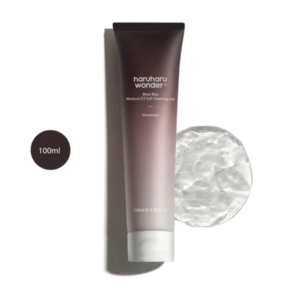 Haruharu Wonder Black Rice Moisture 5.5 Soft Cleansing Gel 100ml with gel smear.