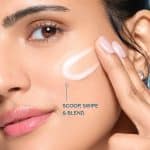 POND'S Super Light Gel Hydrated Glow & Vitamin E (100 ml) - Image 4